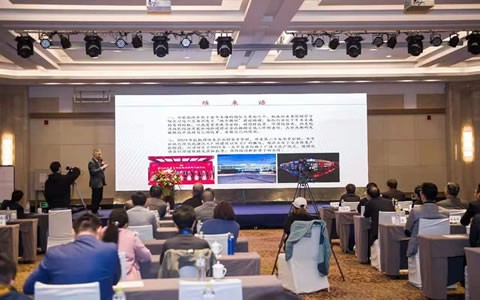 孫益（yì）民董事長受邀出席 2020CMTBA第（dì）三屆經銷商高峰論（lùn）壇